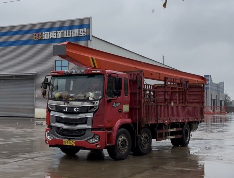 電動(dòng)單梁起重機(jī) LD2t-14.6m 制作完成 裝車發(fā)出