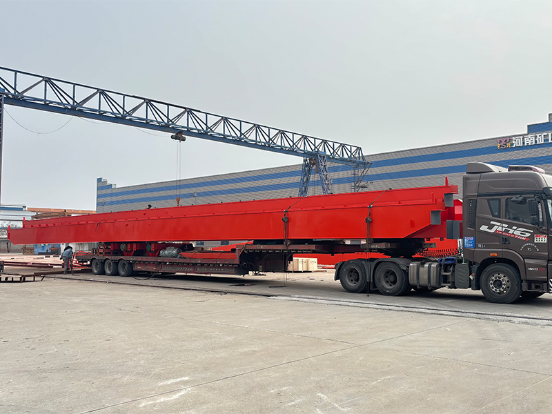 葫蘆雙梁、電動(dòng)單梁 LH5t-30.34m LD5t-30.34m 制作完成 裝車(chē)發(fā)出